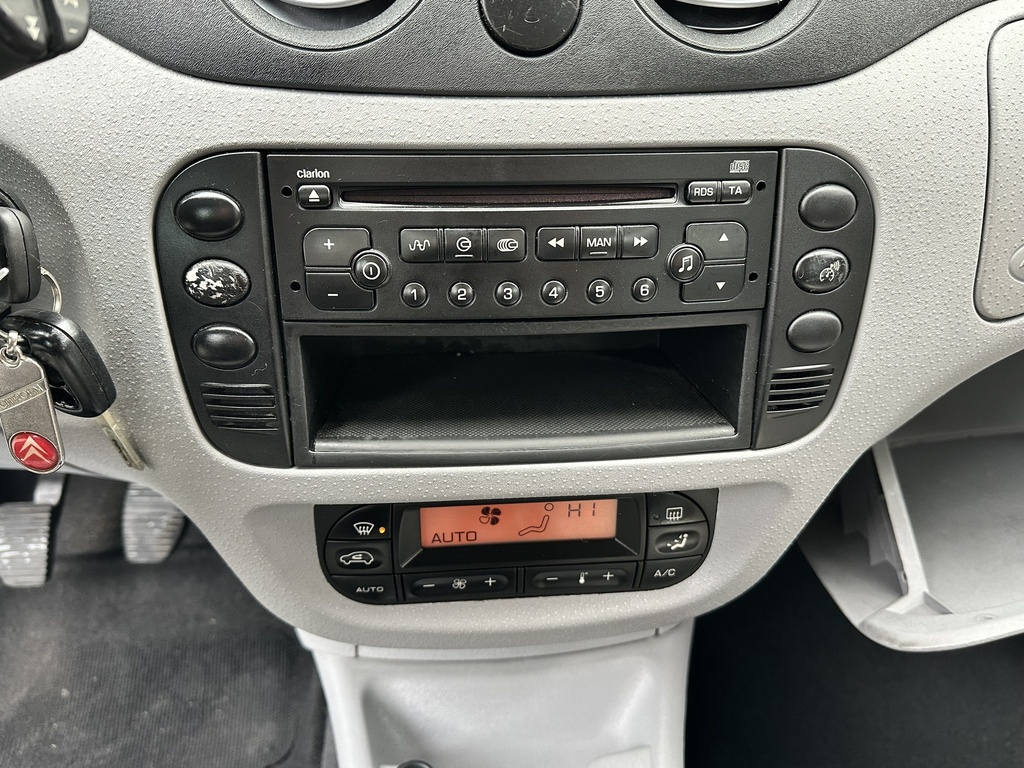 Citroen C3 EXCLU 1.4 Essence 2005 Euro4 106000km Carnet  D’entretien Complet