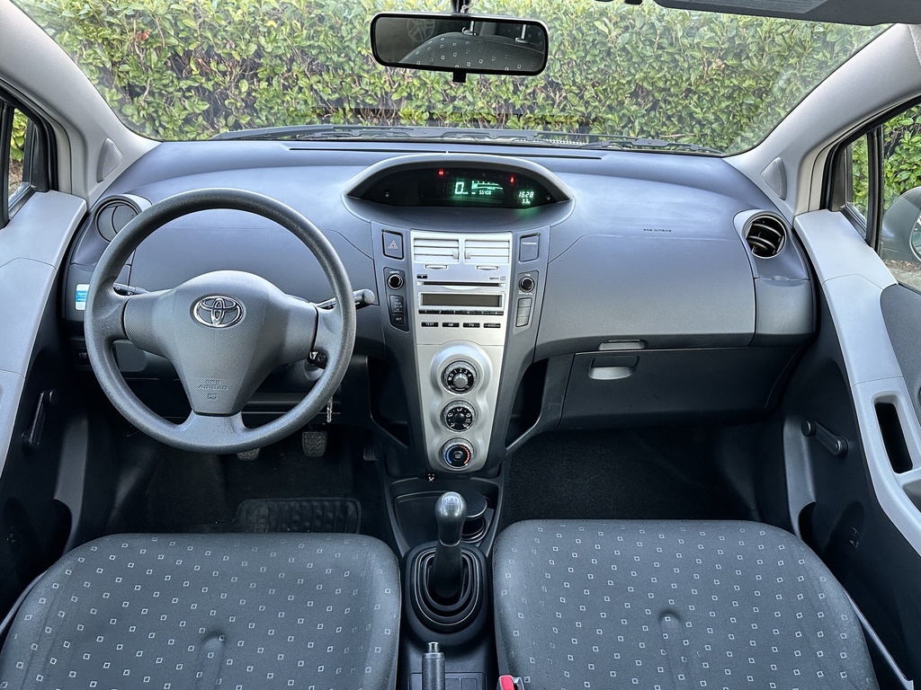 Toyota Yaris 1.0 Essence 2008 Euro 4 55000km 1ère propriétaire