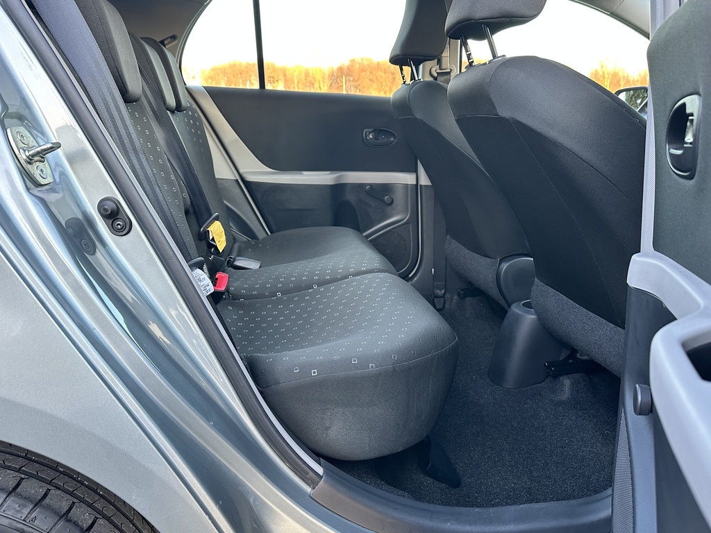 Toyota Yaris 1.0 Essence 2008 Euro 4 55000km 1ère propriétaire