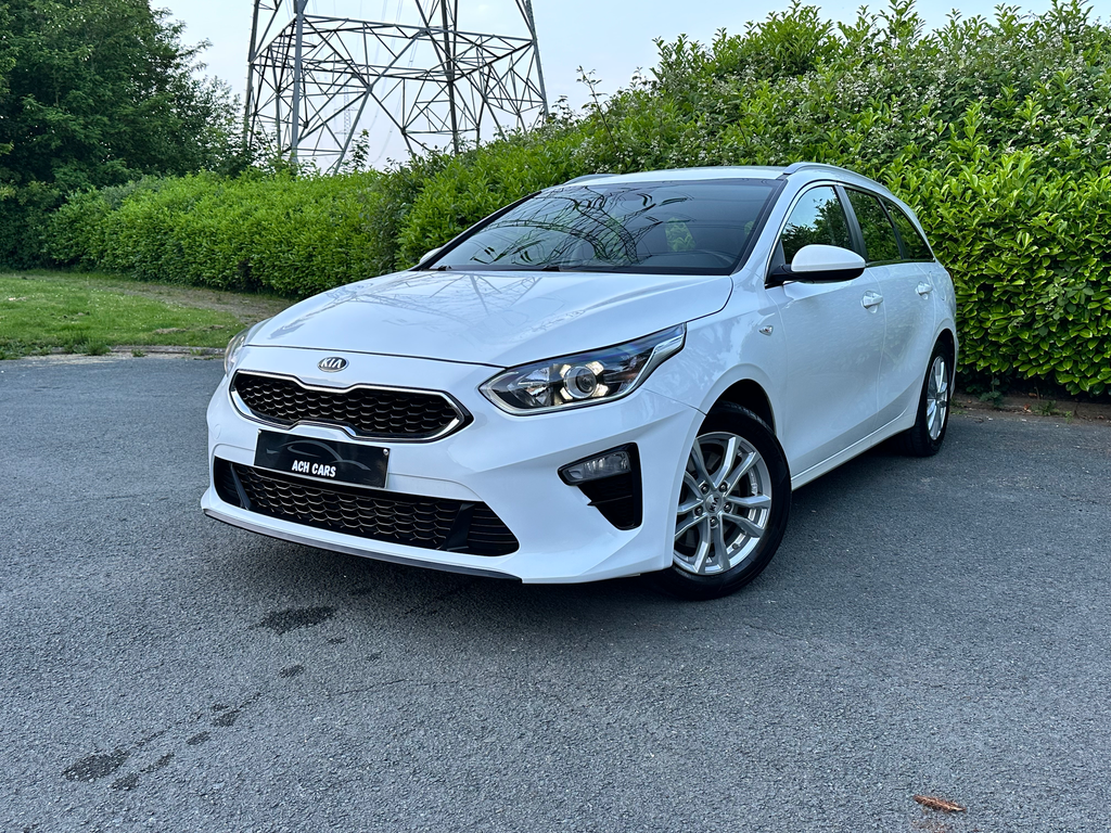 Kia CEE’D Break 1.4 Essence 2019 €6d 127.000km LED Xénon GPS Écrans
