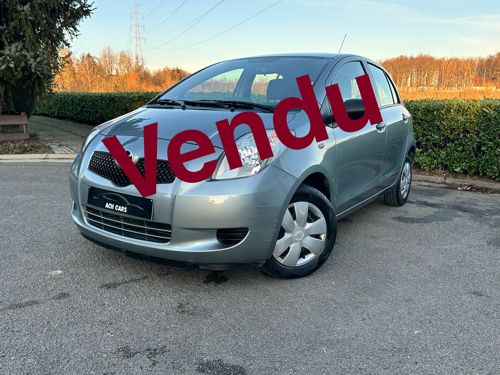 Toyota Yaris 1.0 Essence 2008 Euro 4 55000km 1ère propriétaire