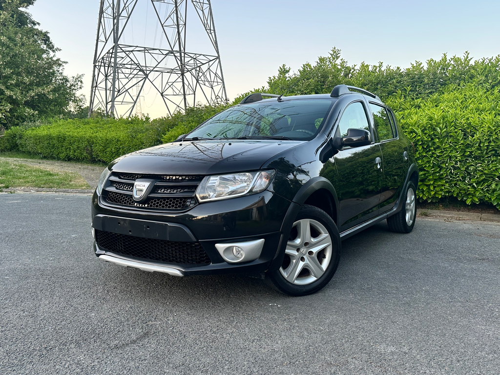 Dacia Sandero Stepway 0.9 2014 Essence Euro 5b 1er proprio Airco